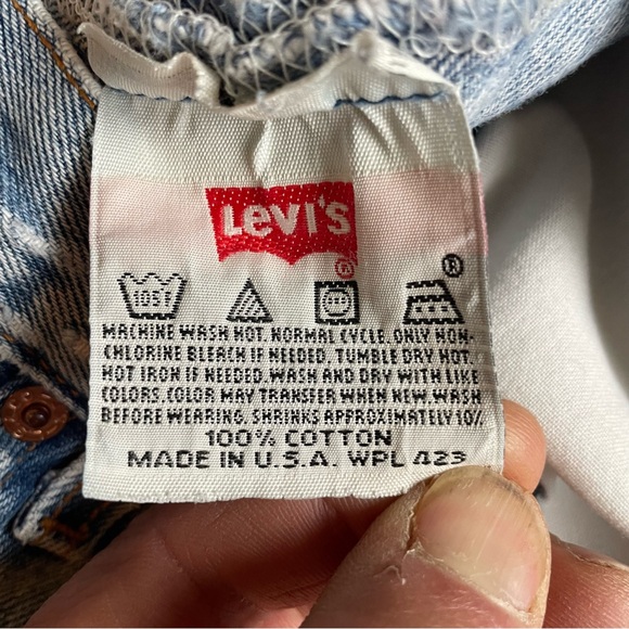 Levi's 501xx Jeans Size 32x36 Distressed Blue Denim Button Fly Light Wash USA - Picture 15 of 16